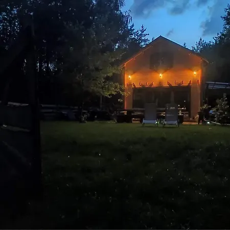 Przystan Zakapiora 度假居 Muchocin